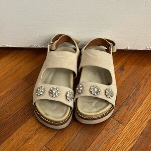 Gandhi platform sandals 38 missing a rhinestone cute with socks